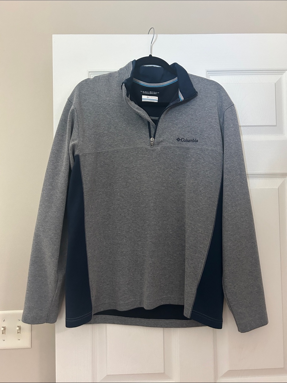 Columbia Gray and Navy Half-Zip Pullover